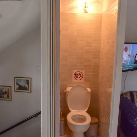 בית נופש Zoli House *