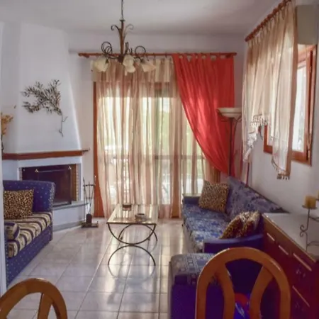 Zoli House Holiday home *