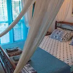 Zoli House Hébergement de vacances *