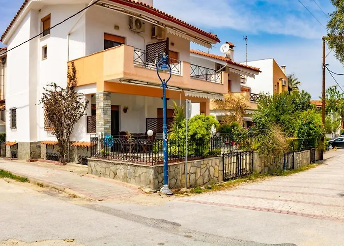 Semesterbostad Zoli House